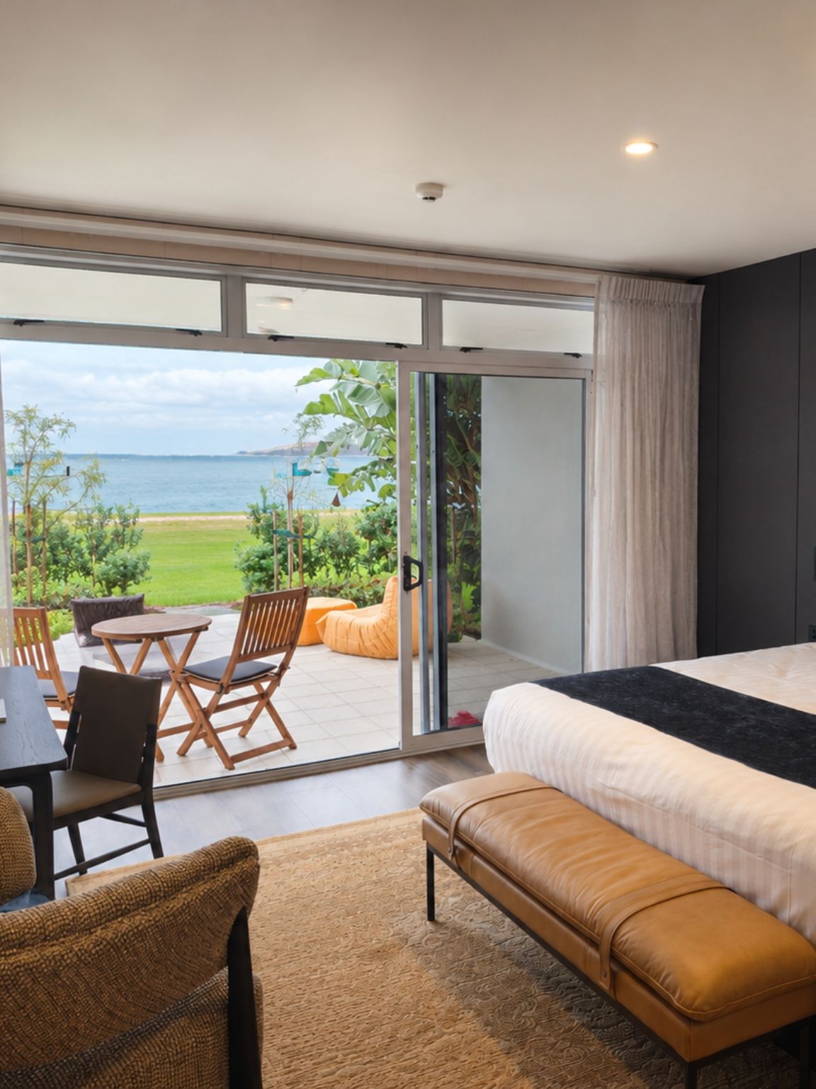 Superior Sea View