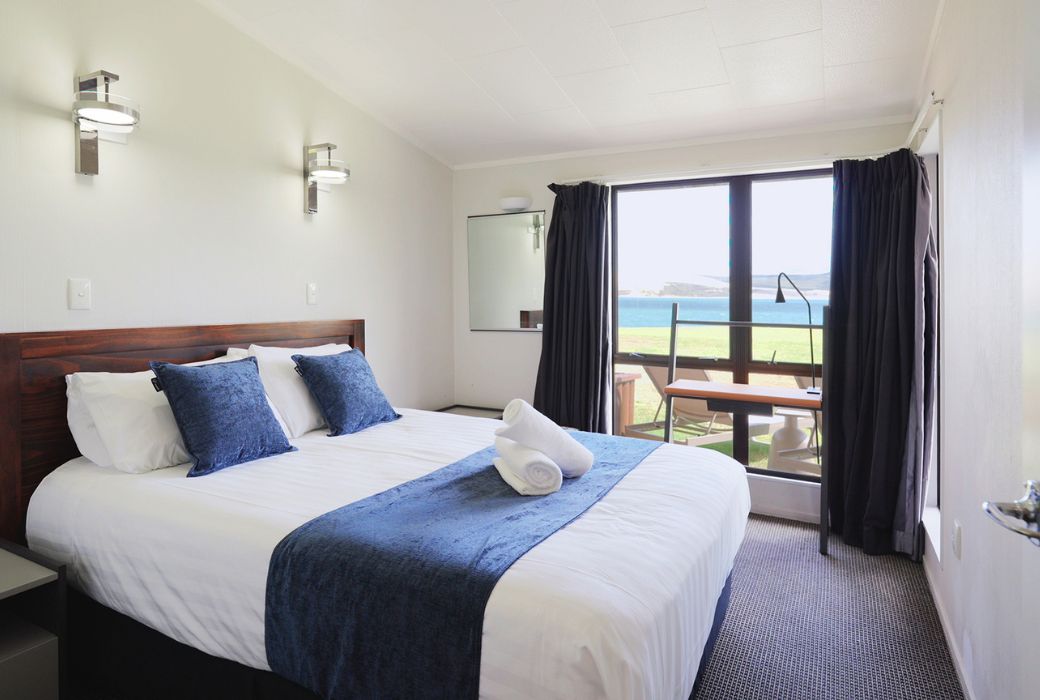 2-Bedroom Beachfront (5)