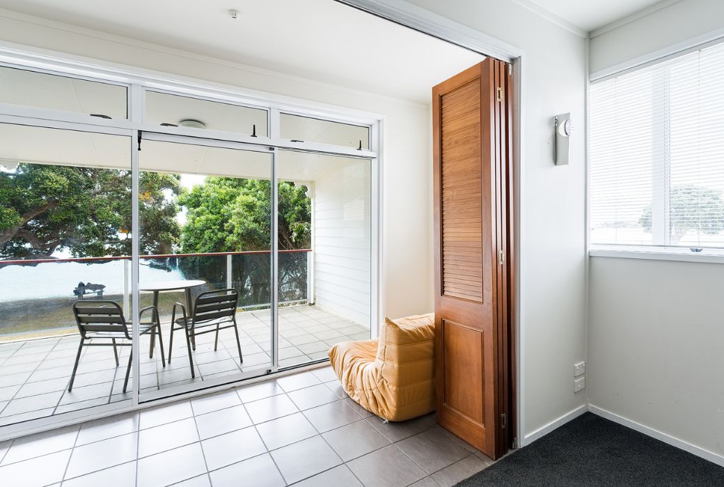 Superior Beachfront Ocean View (15)