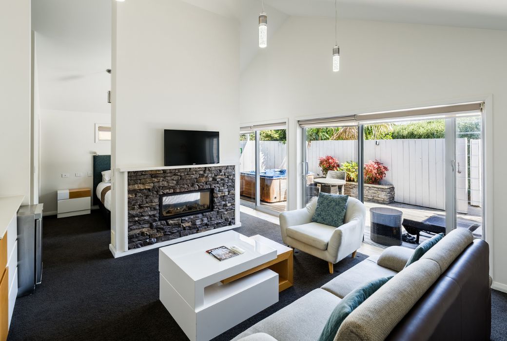 LUXURY VILLA (10)